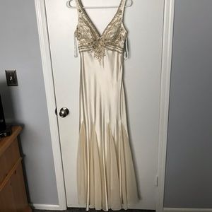STUNNING Sue Wong Formal Evening Gown